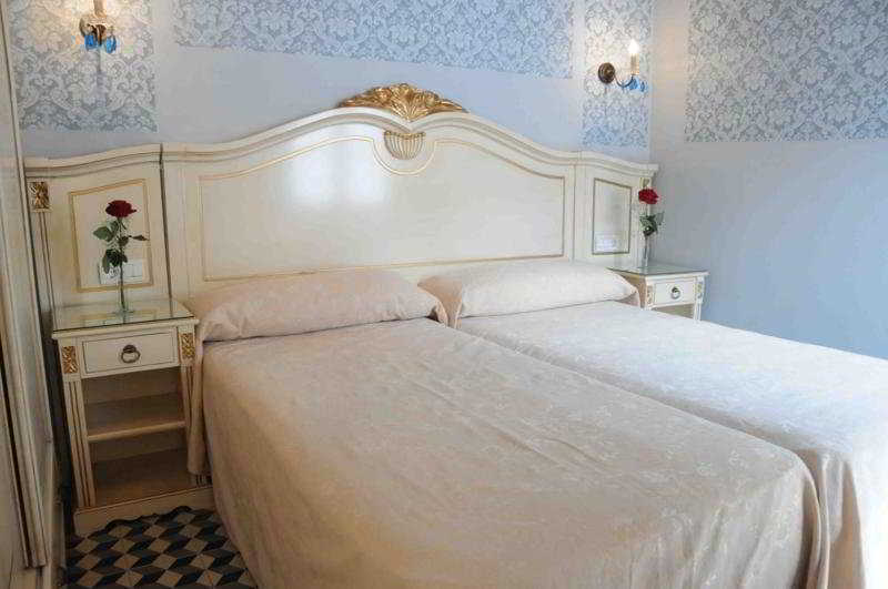 Casa De Las Mercedes Malaga Phòng bức ảnh